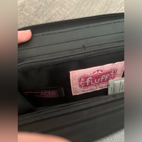 NWT Fluff Wallet - Picture 8 of 9